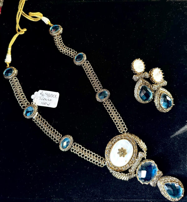 Long Turkish Set - Blue Crystals