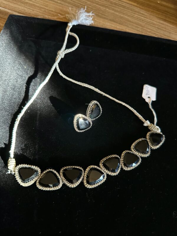 Elegant Black Stone Choker Set