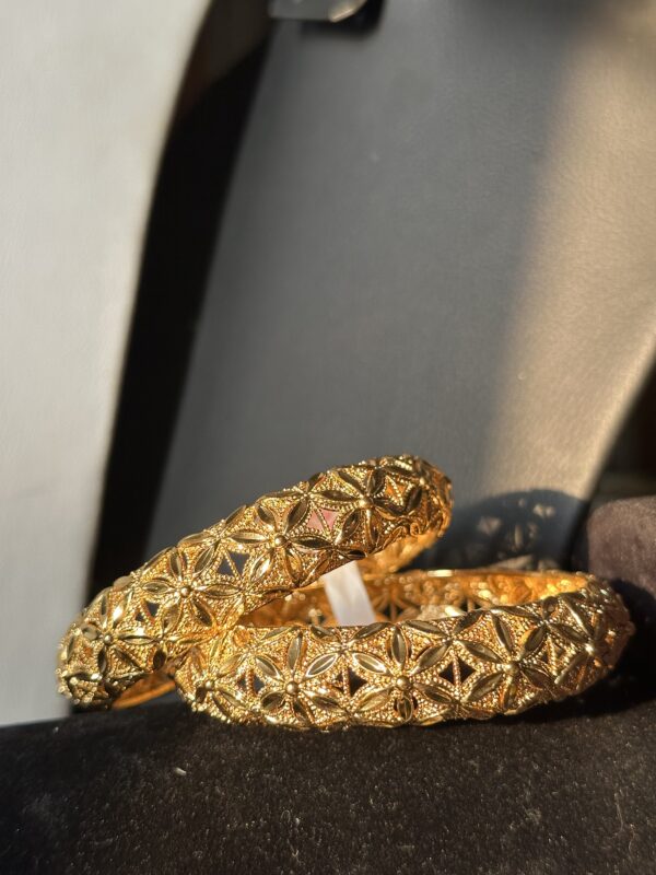 Artificial Golden Bangles (Complete Set)