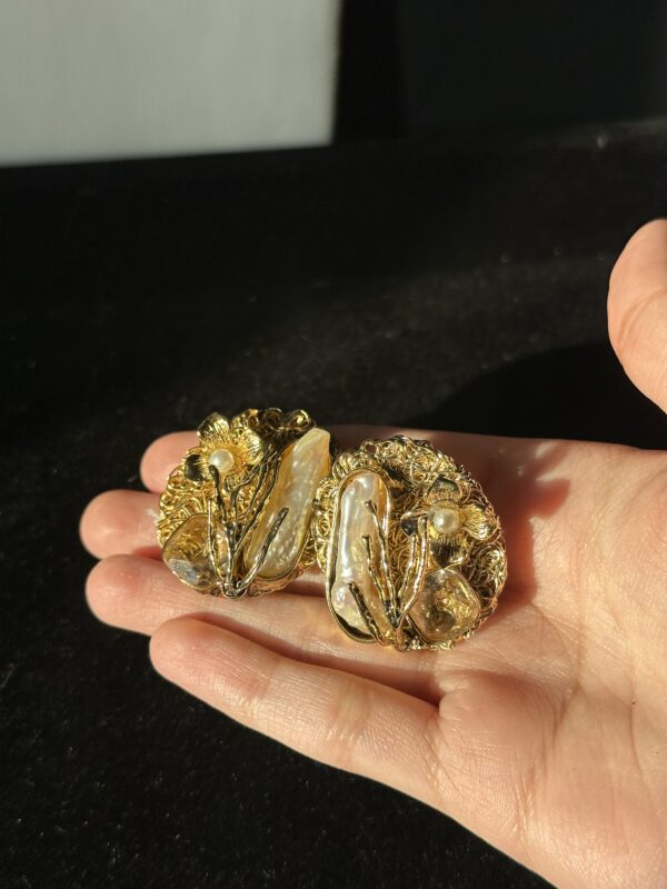 Golden Studs ✨ - GS - Image 3