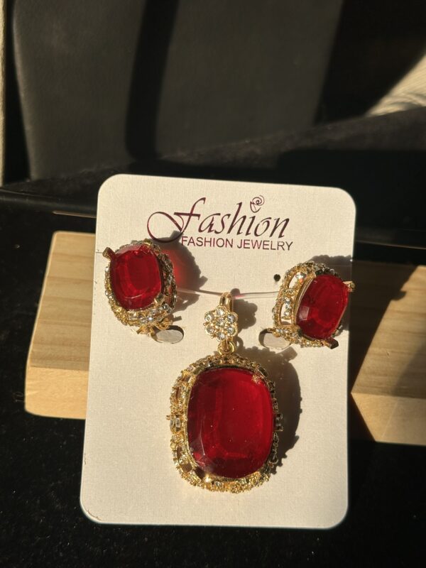 Gold-Plated Set Red Stone - Image 4